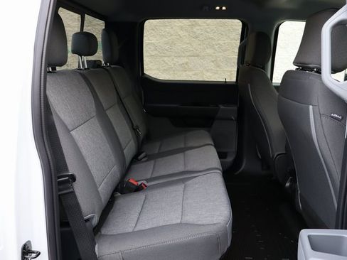 New 2026 Ford F250 XL w/ XL Off-Road Package image 32