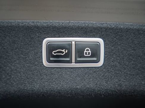 Used 2021 Genesis G80 2.5T w/ Prestige Package RWD image 10