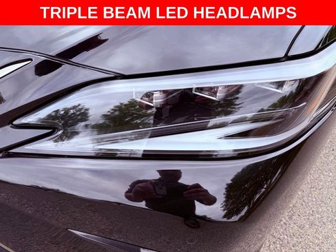 Used 2024 Lexus ES 300h F Sport FWD image 9