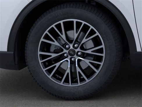 New 2025 Ford Escape SE image 19