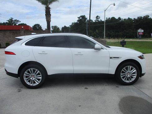 Used 2018 Jaguar F-PACE Prestige AWD/4WD image 16