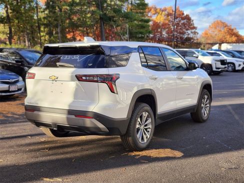 New 2026 Chevrolet Equinox LT w/ Convenience Package II image 5