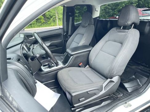 Certified 2020 Chevrolet Colorado LT w/ Safety Package RWD image 17