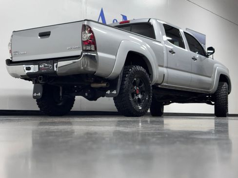 Used 2011 Toyota Tacoma 4x4 Double Cab w/ SR5 Pkg #2 w/JBL Audio image 5