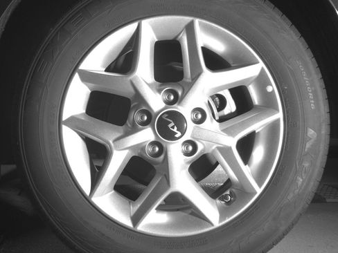 Used 2025 Kia Soul LX w/ LX Technology Package FWD image 14
