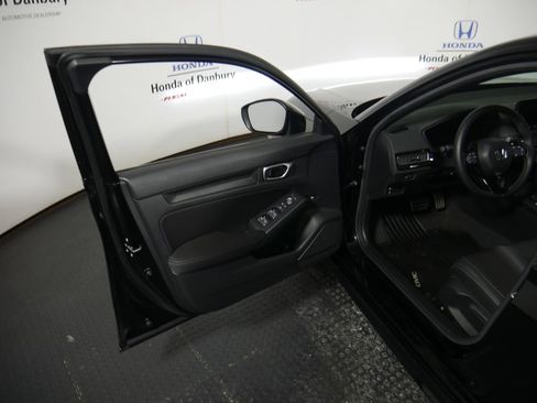 Certified 2023 Honda Civic Sport image 10