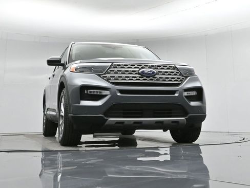 Certified 2023 Ford Explorer Limited image 52
