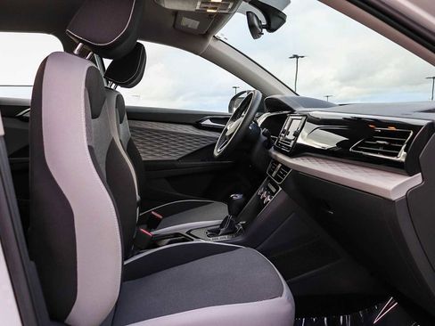 Used 2023 Volkswagen Taos S image 21