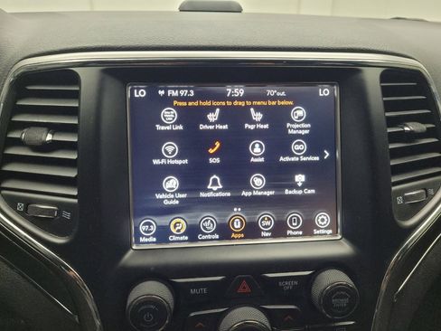 Used 2018 Jeep Grand Cherokee Limited image 25