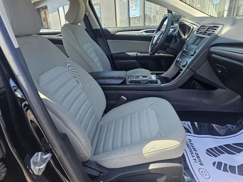 Used 2018 Ford Fusion S FWD image 48