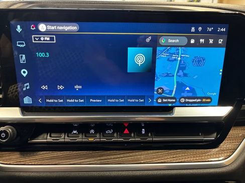Used 2022 Chevrolet Silverado 1500 LT AWD/4WD image 19