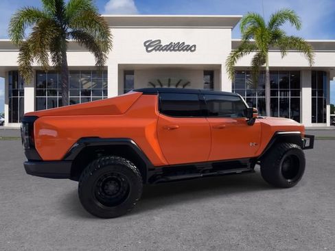 Used 2024 GMC Hummer EV 2X w/ Extreme Off-Road Package AWD/4WD image 15