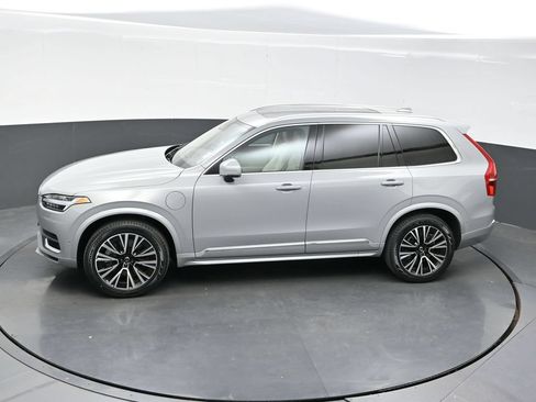 Used 2025 Volvo XC90 T8 Plus w/ Protection Package AWD/4WD image 35