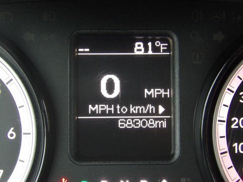 Used 2021 RAM 1500 Tradesman RWD image 21