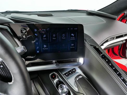 Used 2024 Chevrolet Corvette Z06 RWD image 13