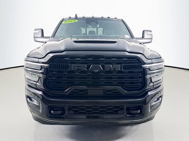 Used 2025 RAM 2500 Limited AWD/4WD image 2
