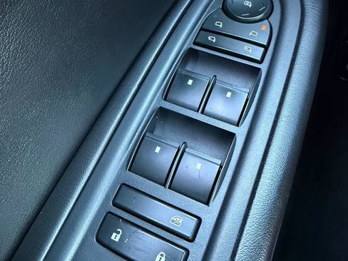 Used 2016 GMC Acadia Denali AWD/4WD image 25