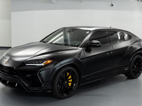 Used 2024 Lamborghini Urus S AWD/4WD image 2