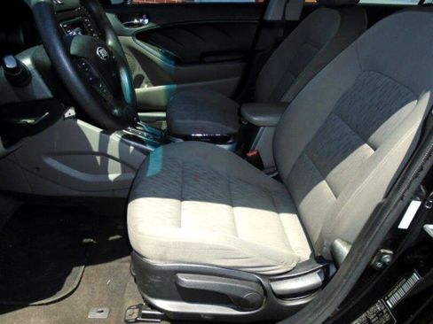 Used 2015 Kia Forte LX image 11
