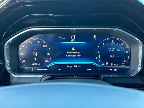 Certified 2025 Chevrolet Silverado 1500 LT image 26