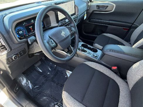Used 2025 Ford Bronco Sport Big Bend AWD/4WD image 10