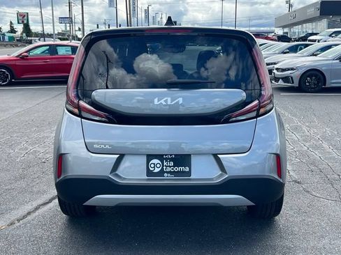 Certified 2024 Kia Soul EX w/ Option Group 015 FWD image 6