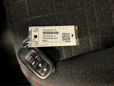 Used 2024 Honda HR-V Sport image 31