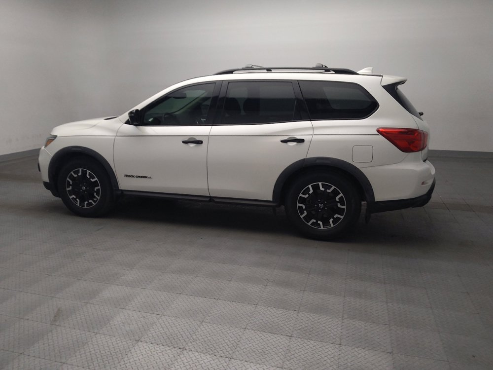Used 2019 Nissan Pathfinder SL FWD image 3