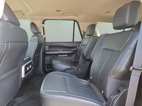 Certified 2023 Ford Expedition XLT AWD/4WD image 11