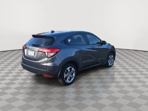 Used 2022 Honda HR-V LX image 8