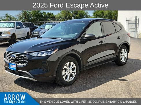 Used 2025 Ford Escape Active FWD image 5