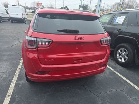 Used 2023 Jeep Compass Limited image 6