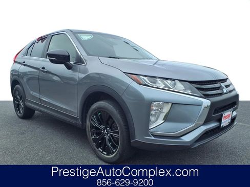 Used 2020 Mitsubishi Eclipse Cross LE image 1