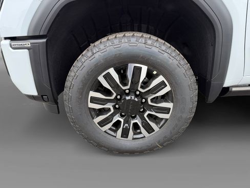 New 2026 GMC Sierra 2500 Denali Ultimate w/ Max Trailering Package image 9