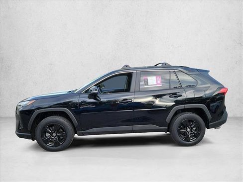 Used 2025 Toyota RAV4 XLE w/ Convenience Package FWD image 8