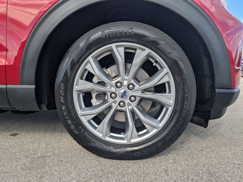 Used 2021 Ford Explorer Limited w/ Equipment Group 301A image 13