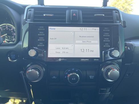 Used 2023 Toyota 4Runner TRD Off-Road image 13