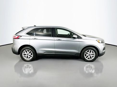 Used 2022 Ford Edge SEL image 8