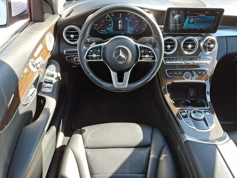 Used 2019 Mercedes-Benz C 300 4MATIC Sedan image 12
