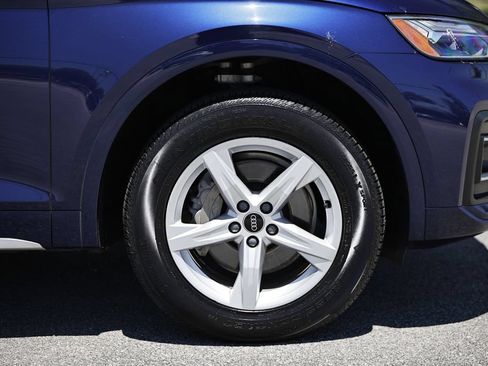 Used 2023 Audi Q5 2.0T Premium w/ Convenience Package AWD/4WD image 5