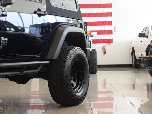 Used 2008 Jeep Wrangler X AWD/4WD image 15