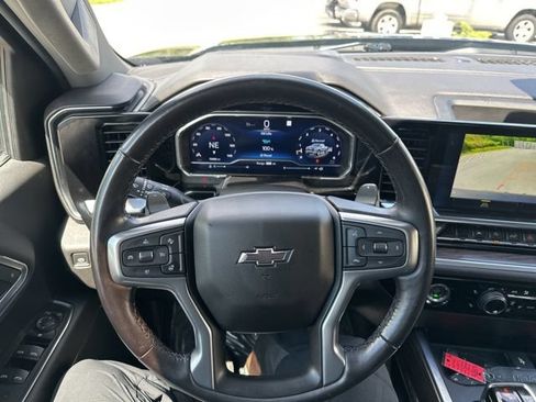Used 2022 Chevrolet Silverado 1500 RST AWD/4WD image 23