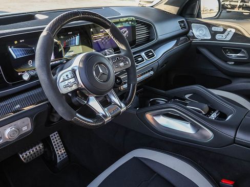 Used 2023 Mercedes-Benz GLE 63 AMG S image 31