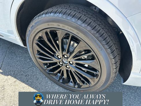 New 2026 Lincoln Corsair Reserve image 29