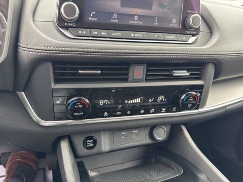 Certified 2024 Nissan Rogue SV w/ SV Premium Package AWD/4WD image 25