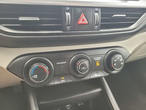 Used 2023 Kia Forte LXS w/ LXS Technology Package image 23