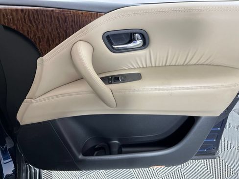 Used 2017 Nissan Armada SL w/ Technology Package RWD image 9
