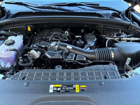 New 2025 Jeep Grand Cherokee Altitude image 22