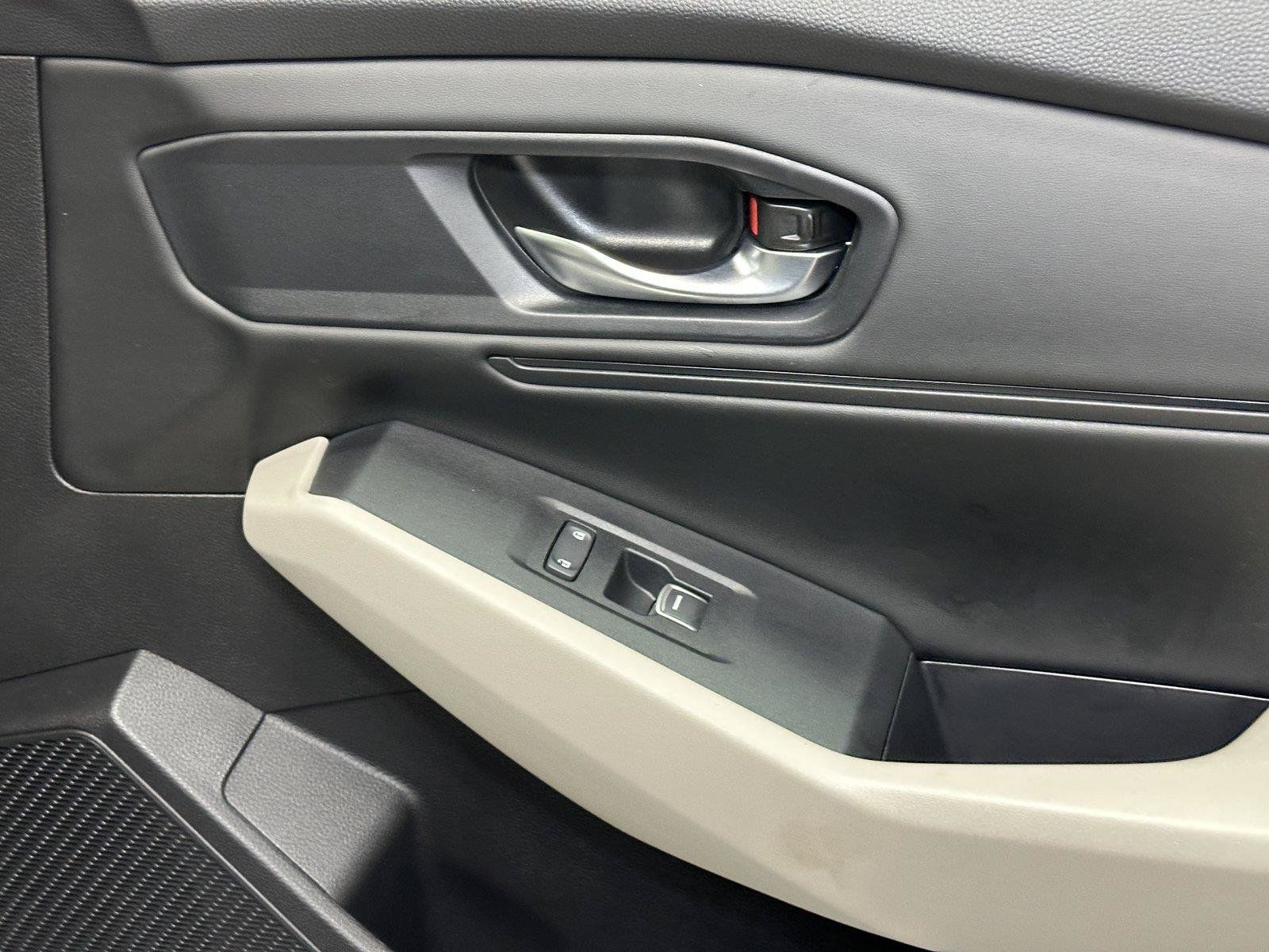 Certified 2023 Honda Accord EX image 38