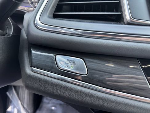 Used 2024 Buick Enclave Premium image 28